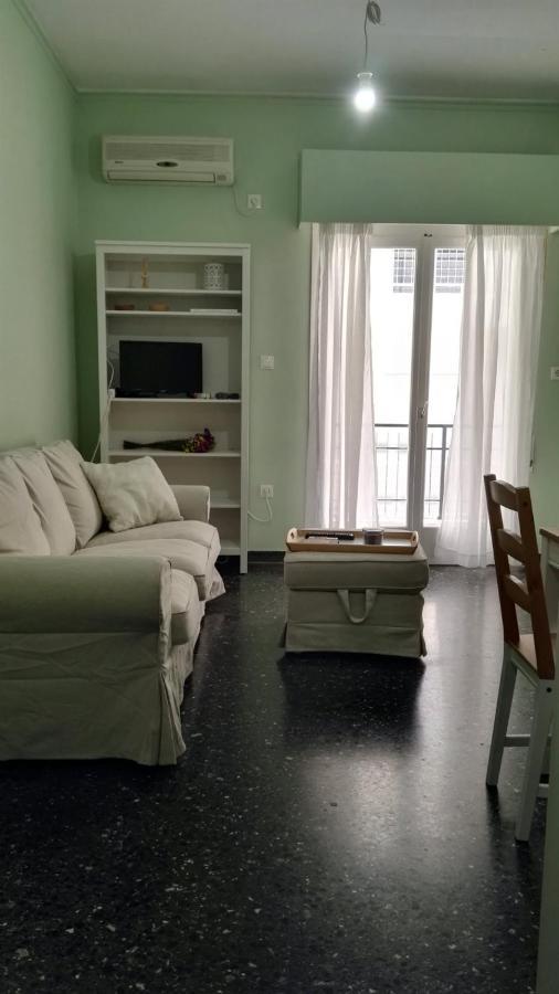 Paris Spacious Beach Apartment Loutraki  Eksteriør bilde