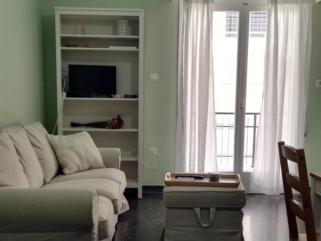 Paris Spacious Beach Apartment Loutraki  Eksteriør bilde