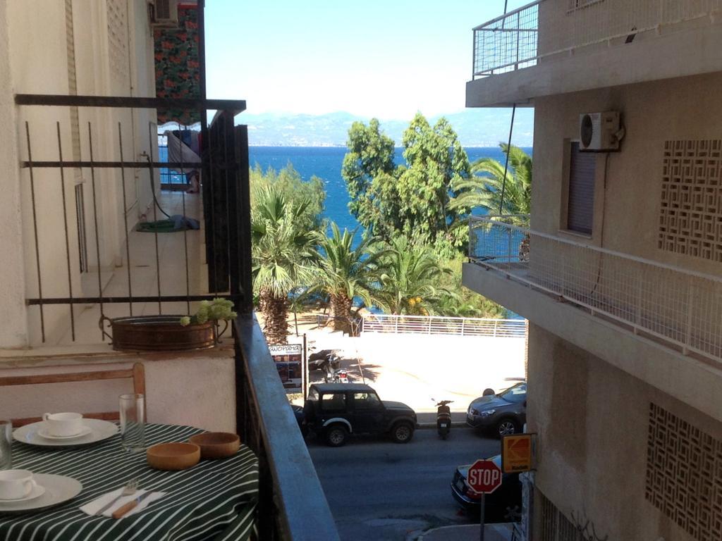 Paris Spacious Beach Apartment Loutraki  Eksteriør bilde